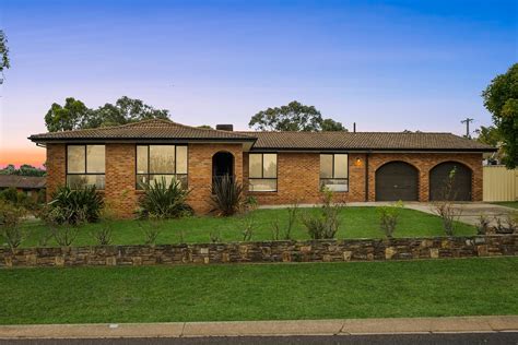 44 McWhae Circuit, Wanniassa ACT 2903 .